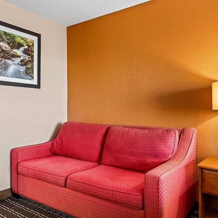 Days Inn By Wyndham Black River Falls - Access To Atv Trail Extérieur photo