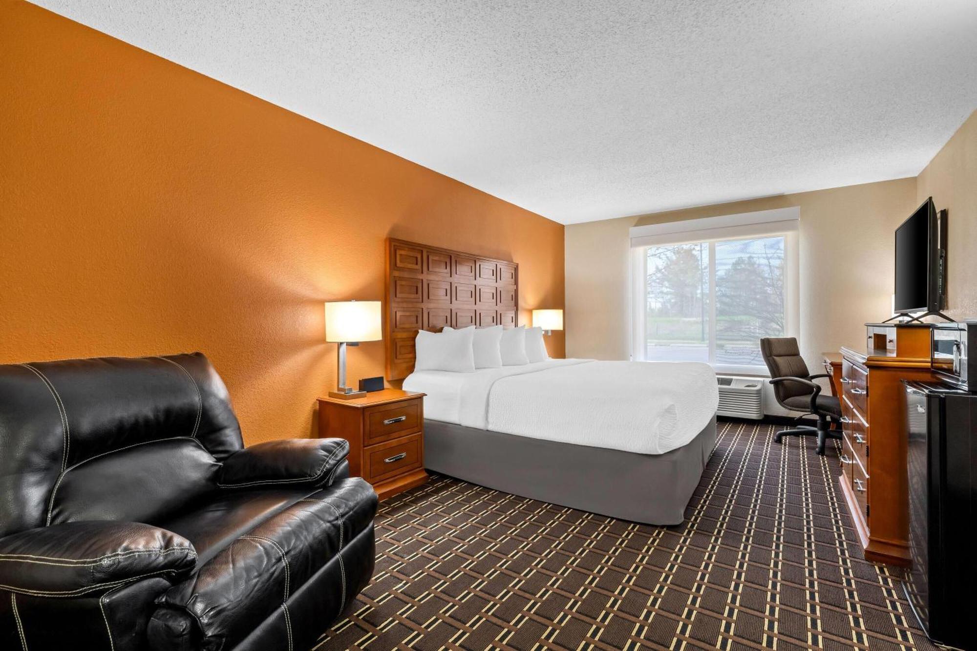 Days Inn By Wyndham Black River Falls - Access To Atv Trail Extérieur photo
